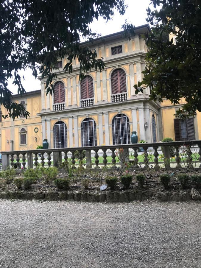 Appartamento Stibbert Florens Exteriör bild